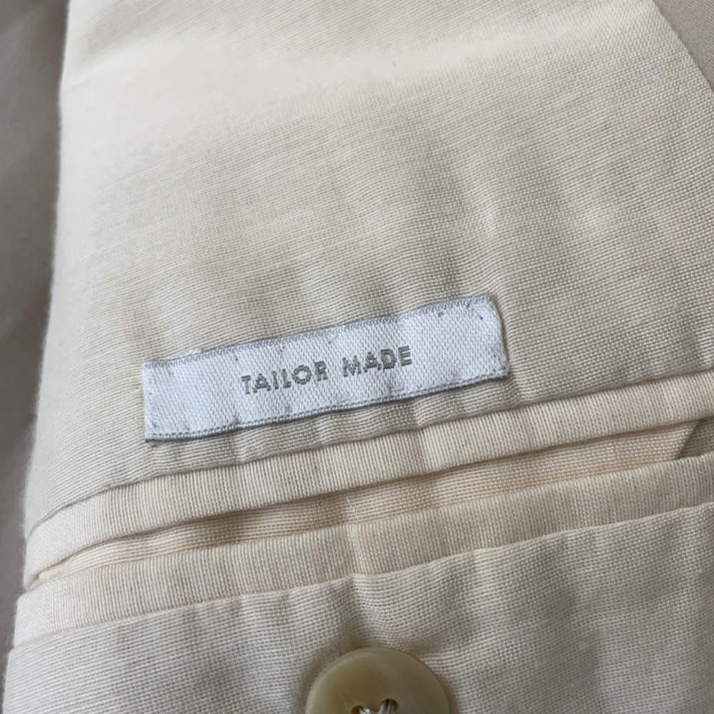 Blazer - Picture 5 of 6